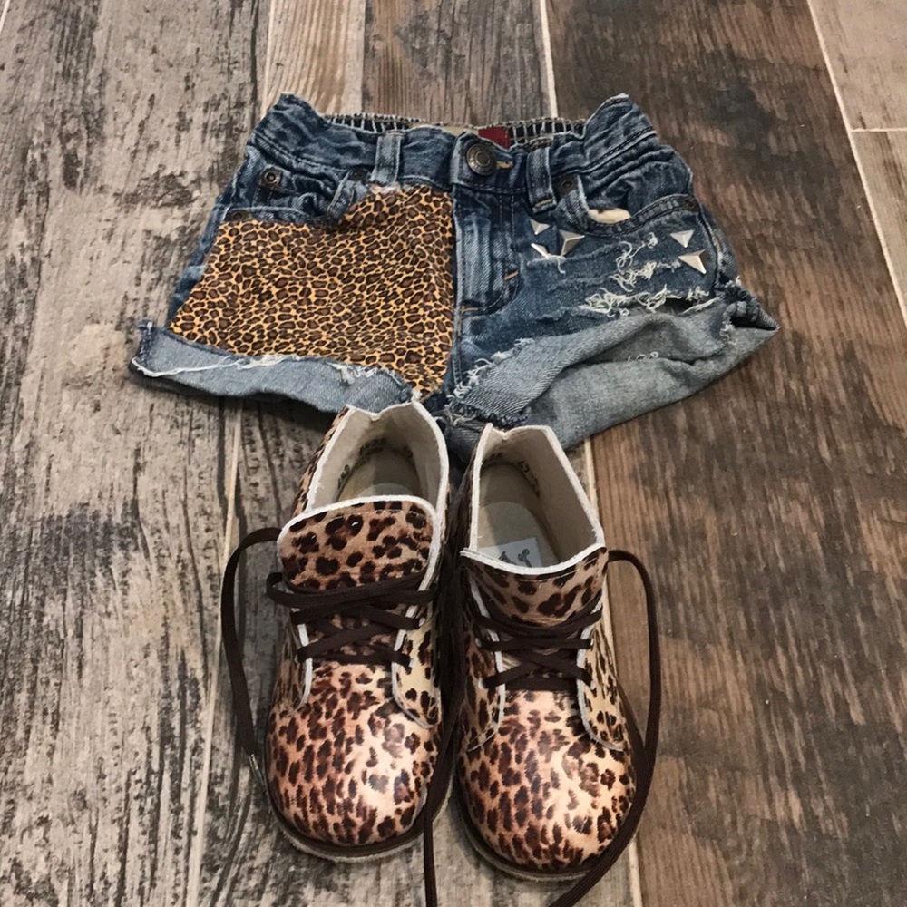 Toddler leopard jeans shorts